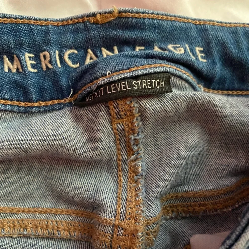 american eagle skinny non ripped jeans, size 8 short! - Picture 3 of 4